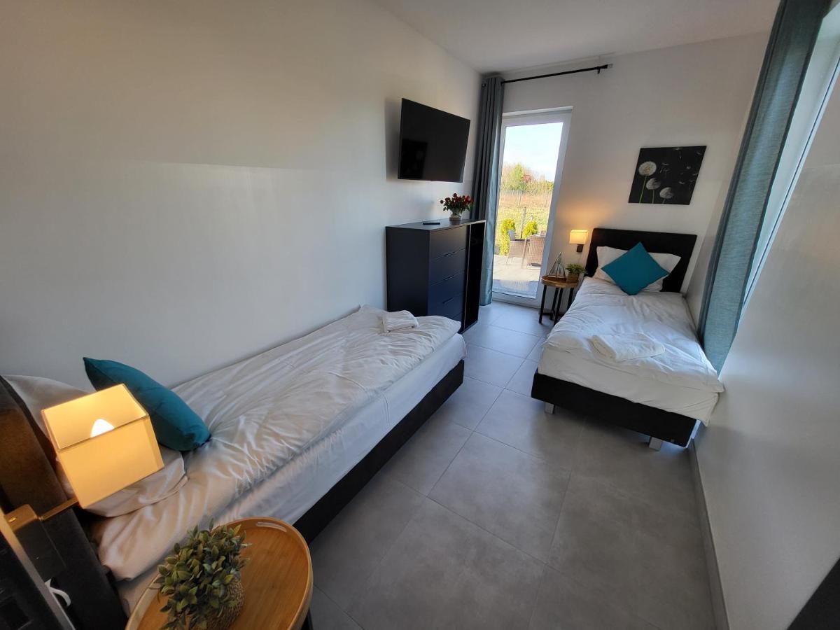 Robson Beach I Sauna, Jacuzzi Międzywodzie Exteriör bild